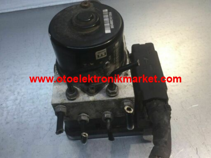 Volkswagen Golf Mk5 1.9 TDI ABS Pump 1KO907379K
