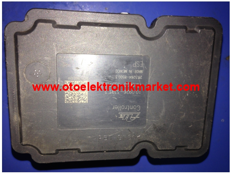 NISSAN NAVARA 2.5 DCI ABS PUMP beyni ESP 476605X70E 10092633913 10021205274